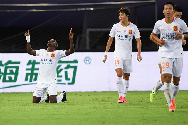 绿军大胜独行侠10连胜 哈利0分步行者惨负鹈鹕